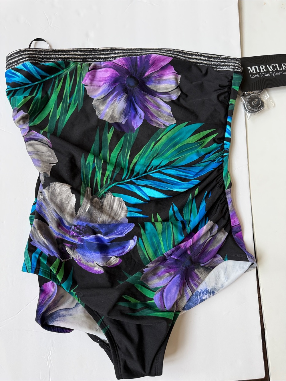 NEW Miraclesuit One-Piece Tropical Floral Swimsuit SIZE 16